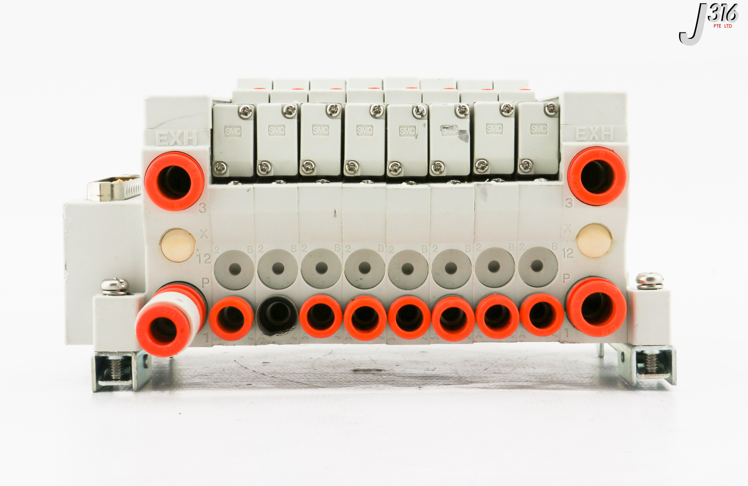 32270 SMC 8 SLOTS PNEUMATIC MANIFOLD VV5Q11-08-DAI00292 | eBay